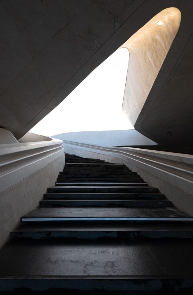 modern-architecture-and-empty-staircase-leading-to-a-bright-open-space-e1620293689740.jpg modern-architecture-and-empty-staircase-leading-to-a-bright-open-space-e1620293689740.jpg